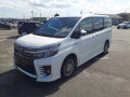 2016 Toyota Voxy