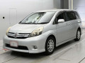 2013 Toyota Isis