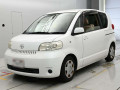 2004 Toyota Porte