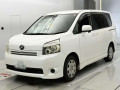 2010 Toyota Voxy