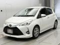 2017 Toyota Vitz