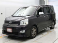 2013 Toyota Voxy
