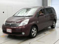2005 Toyota Isis