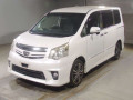 2010 Toyota Noah