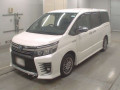 2016 Toyota Voxy