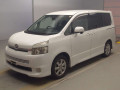 2007 Toyota Voxy