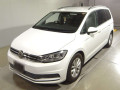 2016 Volkswagen Golf Touran