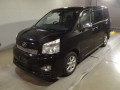2013 Toyota Voxy