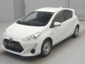 2016 Toyota Aqua