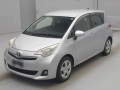 2013 Toyota Ractis