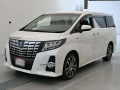 2015 Toyota Alphard Hybrid