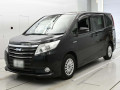 2016 Toyota Noah