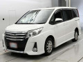 2015 Toyota Noah
