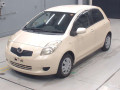 2005 Toyota Vitz