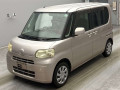 2011 Daihatsu Tanto