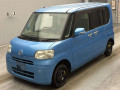 2011 Daihatsu Tanto