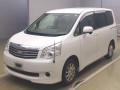 2013 Toyota Noah