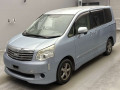 2013 Toyota Noah