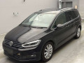 2017 Volkswagen Golf Touran