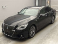 2013 Toyota Crown Hybrid