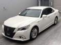 2014 Toyota Crown Hybrid