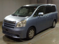 2007 Toyota Noah