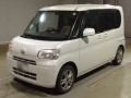2011 Daihatsu Tanto