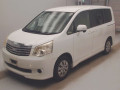 2013 Toyota Noah