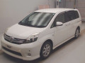 2016 Toyota Isis