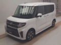 2021 Daihatsu Tanto Custom