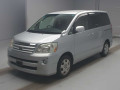 2007 Toyota Noah