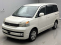 2003 Toyota Voxy