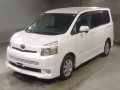 2009 Toyota Voxy