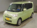 2011 Daihatsu Tanto
