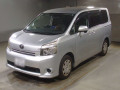 2007 Toyota Voxy