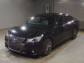 2013 Toyota Crown Hybrid