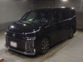 2022 Toyota Voxy