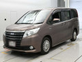 2016 Toyota Noah
