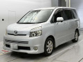 2007 Toyota Voxy