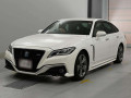 2018 Toyota Crown Hybrid