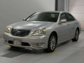2005 Toyota Crown Majesta