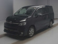 2007 Toyota Voxy
