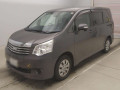 2013 Toyota Noah
