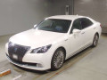 2013 Toyota Crown Majesta