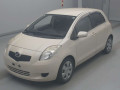 2005 Toyota Vitz