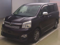 2013 Toyota Voxy