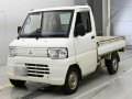 2013 Mitsubishi Minicab Truck
