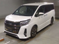 2019 Toyota Noah