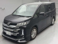 2022 Toyota Noah