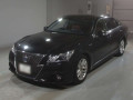 2014 Toyota Crown Hybrid